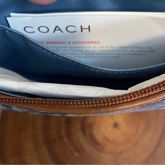 Vintage Coach Signature Y2K Denim Patchwork and Brown Leather Wristlet NWOT - Picture 8 of 11